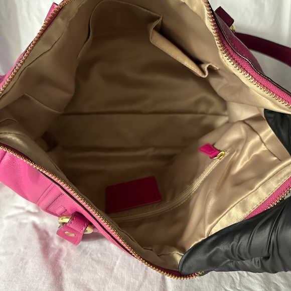 Coach No K1271 - F20104 Ashley Pink Leather Tote Crossbody Purse - Picture 4 of 7